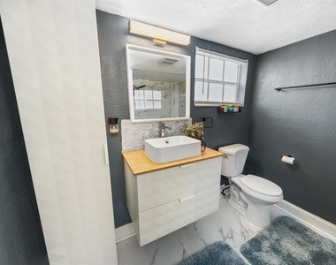 3549 Rockaway Drive - Photo Thumbnail 10