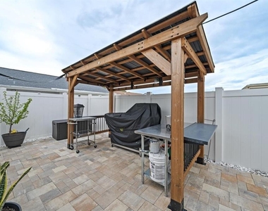 3549 Rockaway Drive - Photo Thumbnail 14