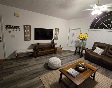 2039 Royal Bay Boulevard - Photo Thumbnail 14