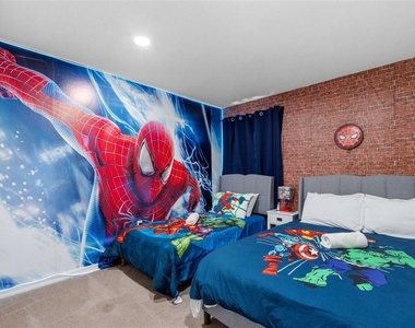334 Grosvenor Loop - Photo Thumbnail 46