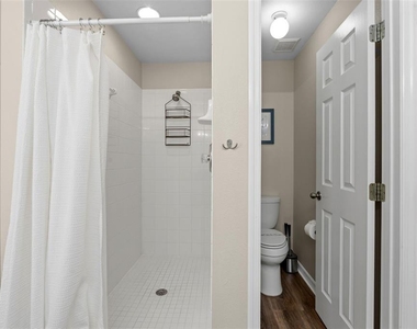 334 Grosvenor Loop - Photo Thumbnail 34