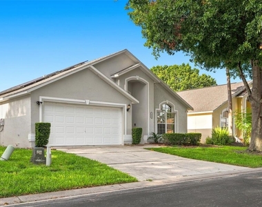 334 Grosvenor Loop - Photo Thumbnail 5