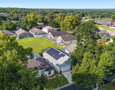 334 Grosvenor Loop - Photo Thumbnail 52