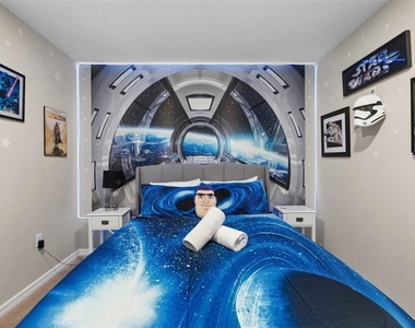 334 Grosvenor Loop - Photo Thumbnail 42