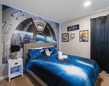 334 Grosvenor Loop - Photo Thumbnail 41