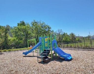 2524 Skyline Loop - Photo Thumbnail 10