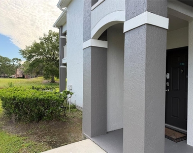 14037 Fairway Island Drive - Photo Thumbnail 1