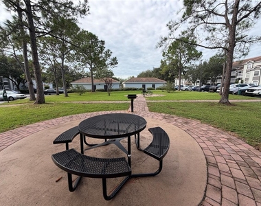 14037 Fairway Island Drive - Photo Thumbnail 23