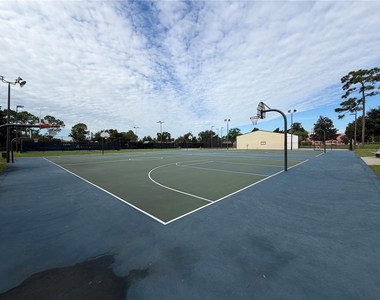 14037 Fairway Island Drive - Photo Thumbnail 31