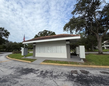 14037 Fairway Island Drive - Photo Thumbnail 25
