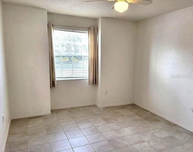 14037 Fairway Island Drive - Photo Thumbnail 8