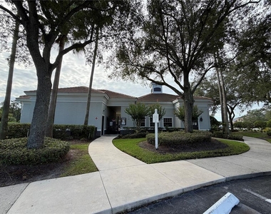14037 Fairway Island Drive - Photo Thumbnail 27