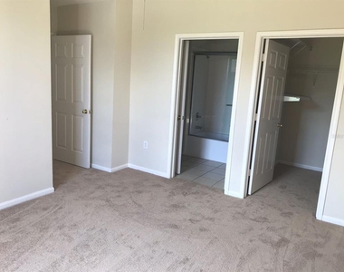239 Longview Avenue - Photo Thumbnail 7