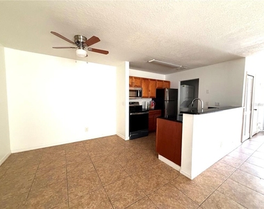 6016 Westgate Drive - Photo Thumbnail 2
