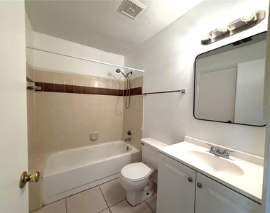 6016 Westgate Drive - Photo Thumbnail 5