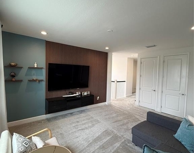 3294 Woodland Brook Way - Photo Thumbnail 20