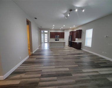 9042 Yonath Street - Photo Thumbnail 7