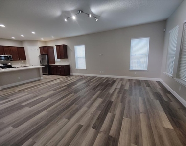 9042 Yonath Street - Photo Thumbnail 13