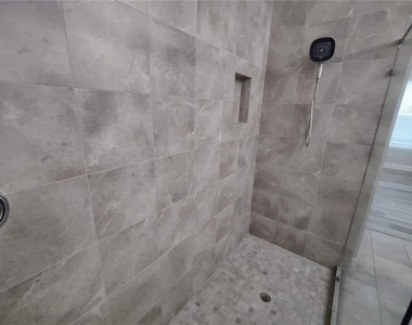 9042 Yonath Street - Photo Thumbnail 22