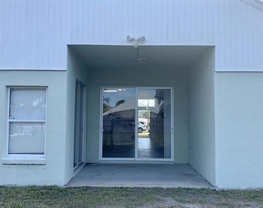 2608 Brookshire Court - Photo Thumbnail 17