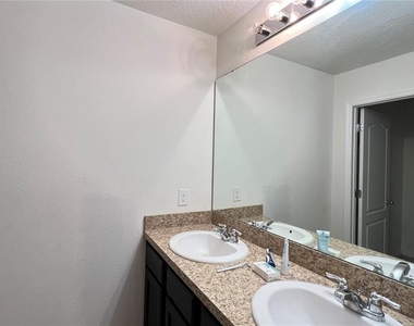 3670 Maidencain Street - Photo Thumbnail 38