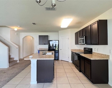 3670 Maidencain Street - Photo Thumbnail 7