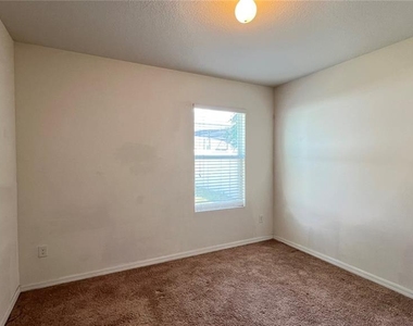3670 Maidencain Street - Photo Thumbnail 14