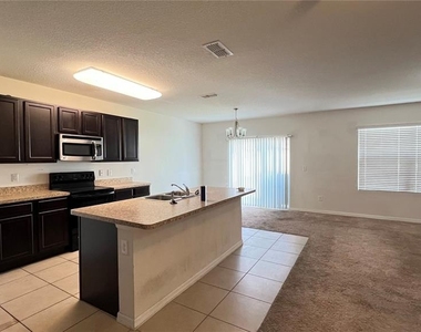 3670 Maidencain Street - Photo Thumbnail 6