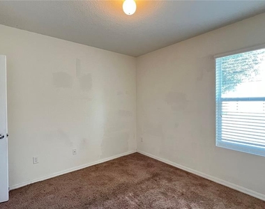 3670 Maidencain Street - Photo Thumbnail 13