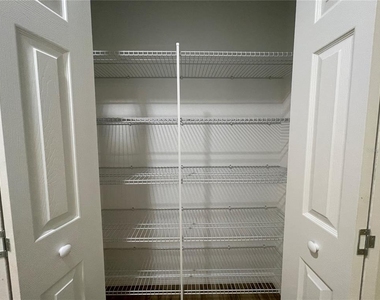6950 S Aloysia Avenue - Photo Thumbnail 11