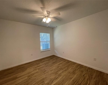6950 S Aloysia Avenue - Photo Thumbnail 12
