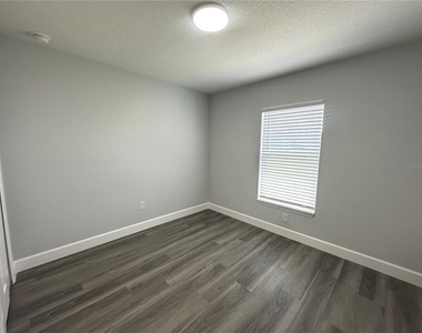 2746 Sw 147th Court - Photo Thumbnail 7