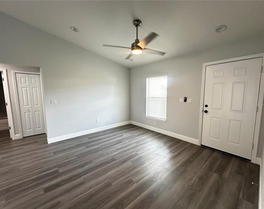 2746 Sw 147th Court - Photo Thumbnail 10