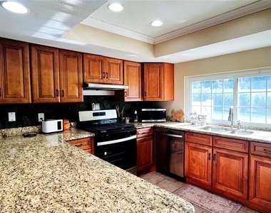 3370 Se 31st Terrace - Photo Thumbnail 19