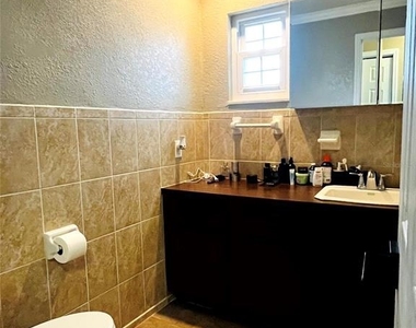 3370 Se 31st Terrace - Photo Thumbnail 28