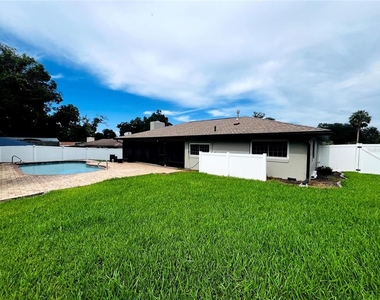 3370 Se 31st Terrace - Photo Thumbnail 10