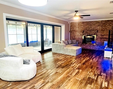 3370 Se 31st Terrace - Photo Thumbnail 32