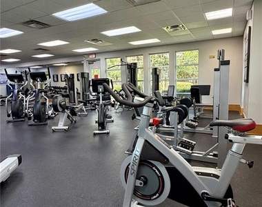 4560 Sw 52nd Circle - Photo Thumbnail 11