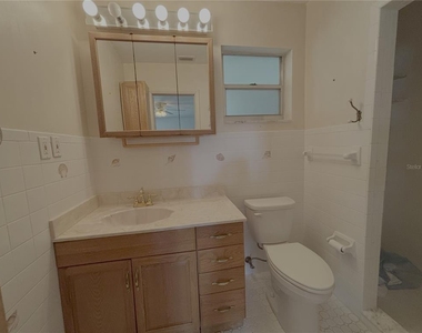 6350 Ne 86 Avenue - Photo Thumbnail 8