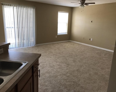 4020 Pemberly Pines Circle - Photo Thumbnail 8