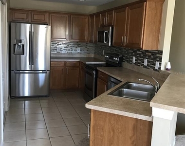 4020 Pemberly Pines Circle - Photo Thumbnail 9