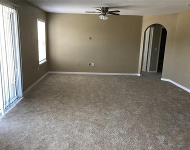 4020 Pemberly Pines Circle - Photo Thumbnail 4