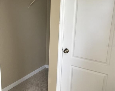 4020 Pemberly Pines Circle - Photo Thumbnail 3