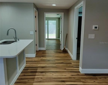 25405b Colmar Avenue - Photo Thumbnail 10