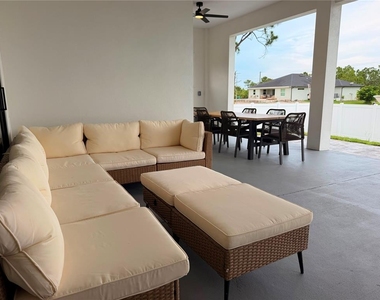 8212 Leafy Way - Photo Thumbnail 35