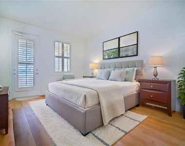 8523 Leatherleaf Lane - Photo Thumbnail 9