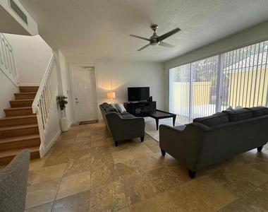8523 Leatherleaf Lane - Photo Thumbnail 4