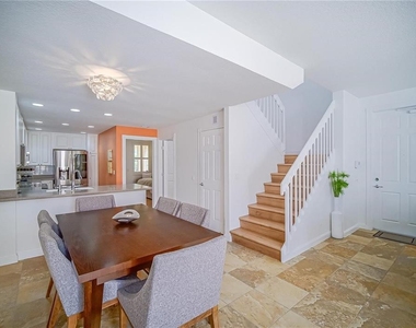 8523 Leatherleaf Lane - Photo Thumbnail 3