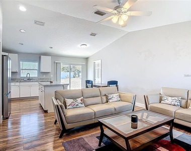 640 Chestnut Avenue - Photo Thumbnail 4
