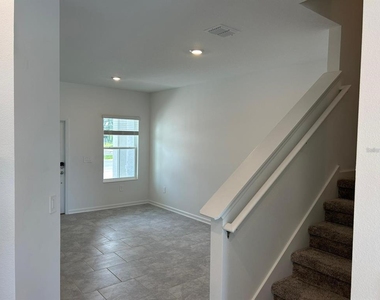 3350 Laurent Loop - Photo Thumbnail 14
